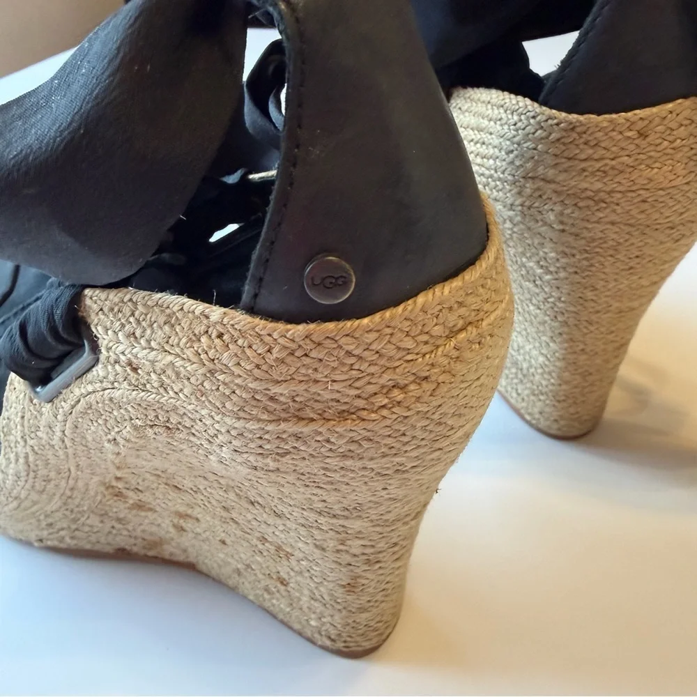 UGG Jules Black Wedge Sandal with ribbon ankle ties, open toe, size 8.5US